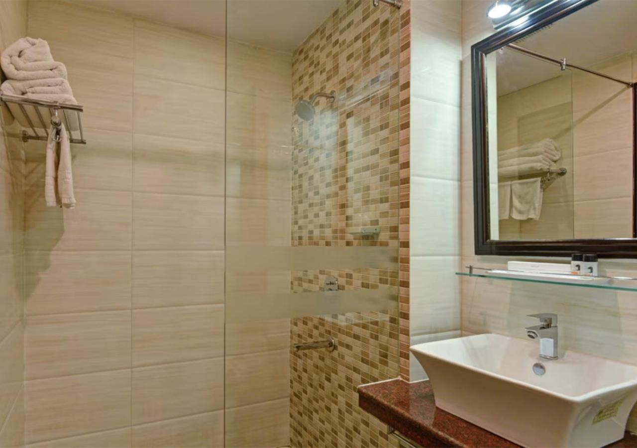 Summit Montana Suites & Spa At Mall Νταρτζίλινγκ Δωμάτιο φωτογραφία