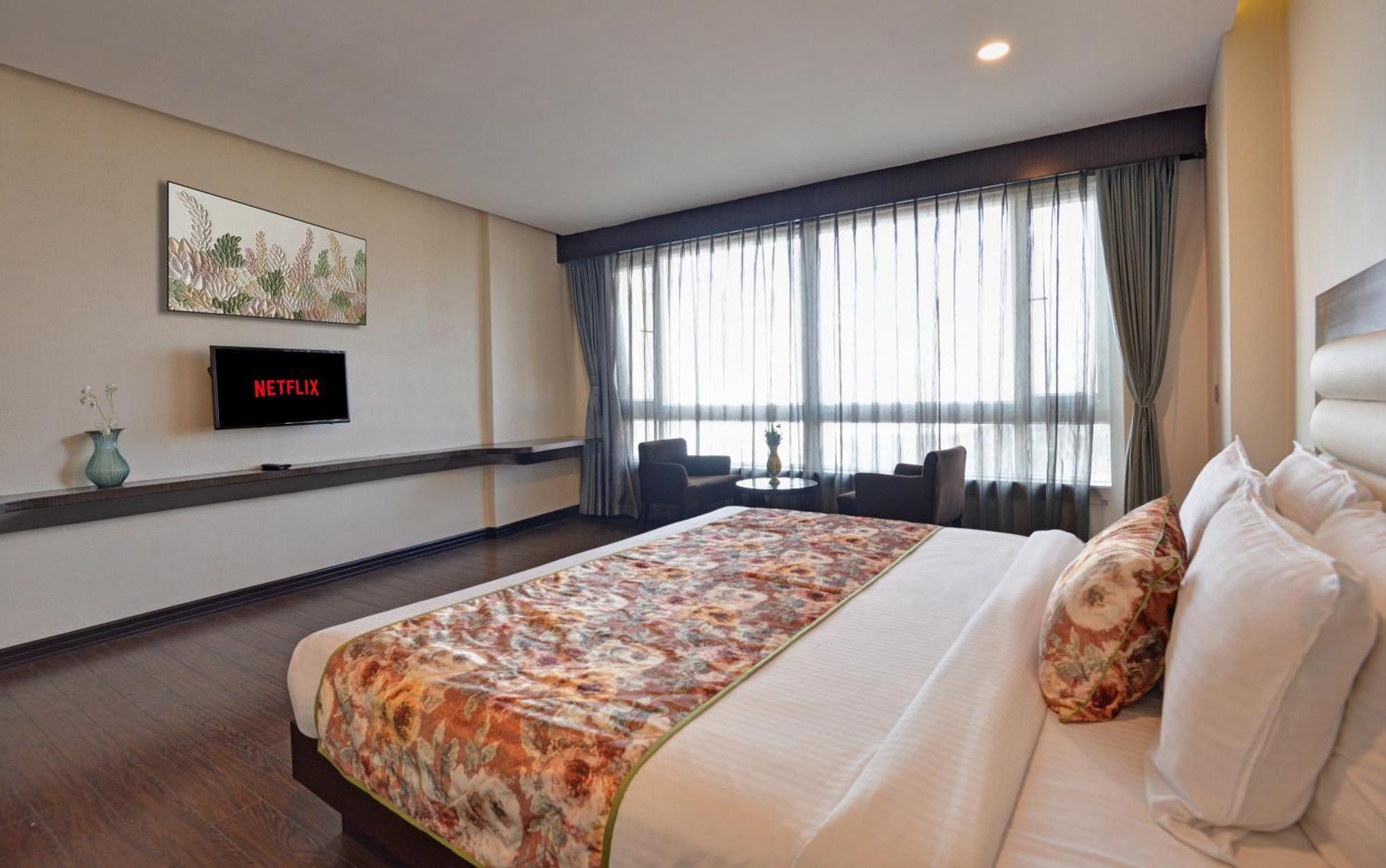 Summit Montana Suites & Spa At Mall Νταρτζίλινγκ Εξωτερικό φωτογραφία